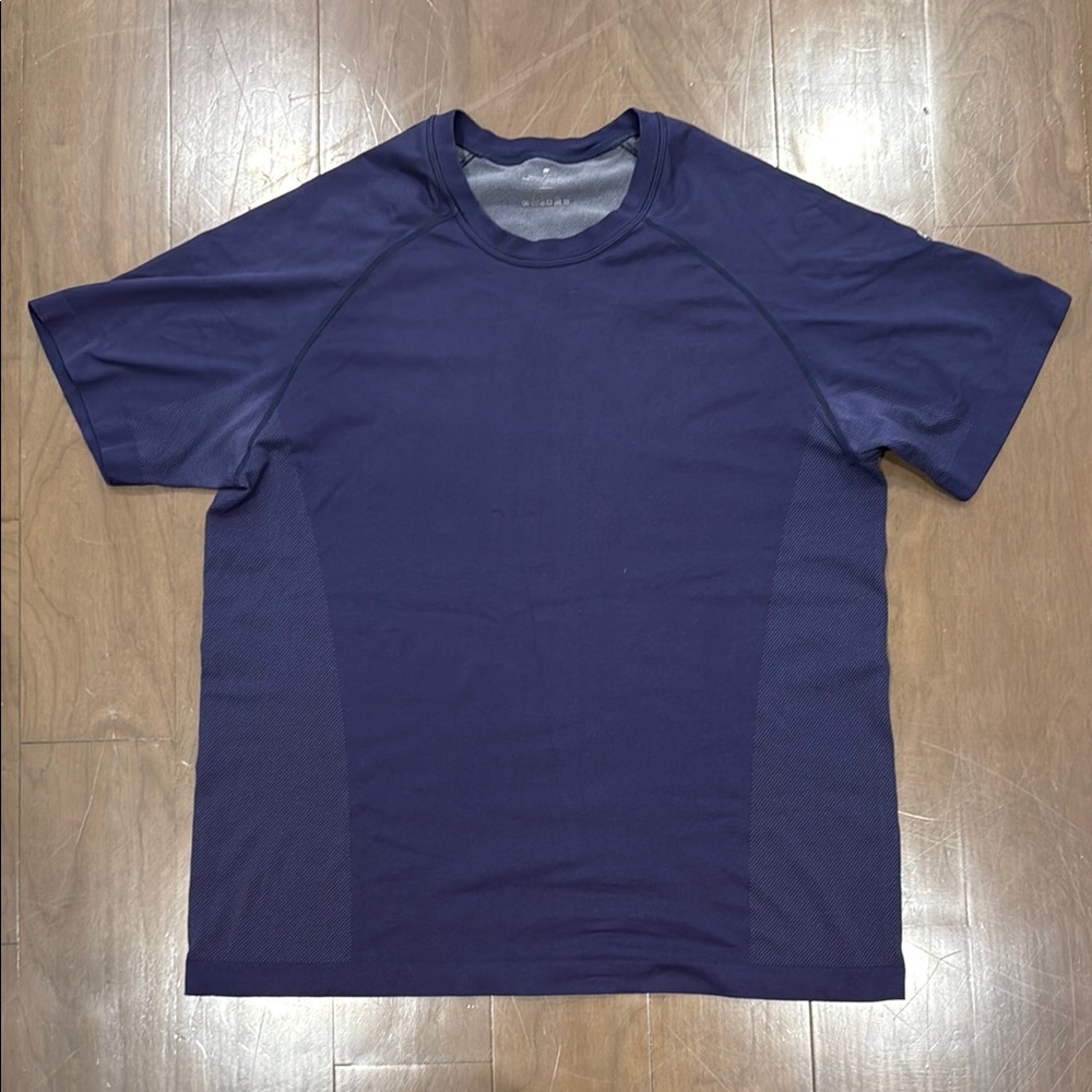 fabletics XL athletic shirt